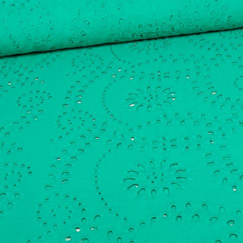 Tissu Broderie anglaise Suzzy sur fond Vert