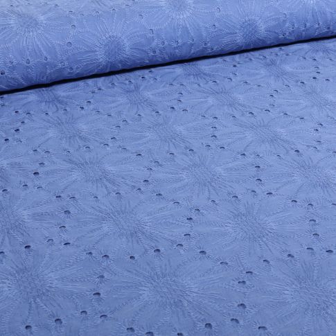 Tissu Broderie anglaise Pâquerette sur fond Bleu indigo