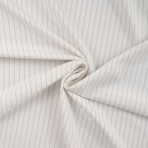 Tissu Gabardine Rayé sur fond Blanc