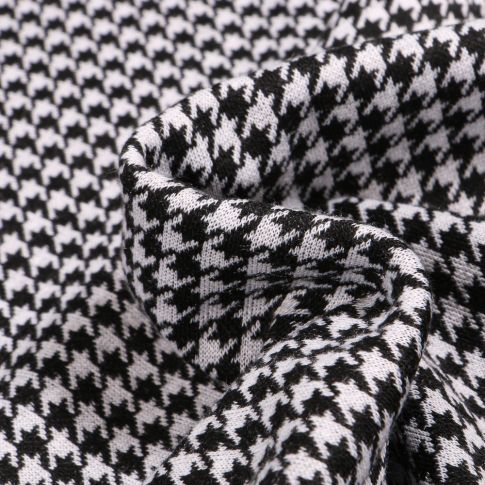 Tissu Maille polyviscose Pied de poule noir sur fond Blanc