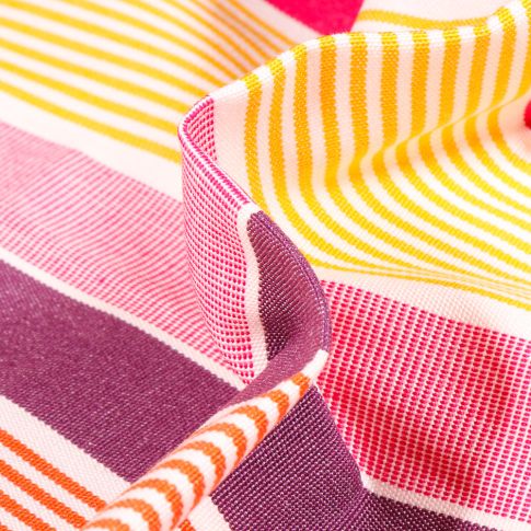 Tissu Toile extérieure grande largeur Dralon Guéthary sur fond Rose fuchsia