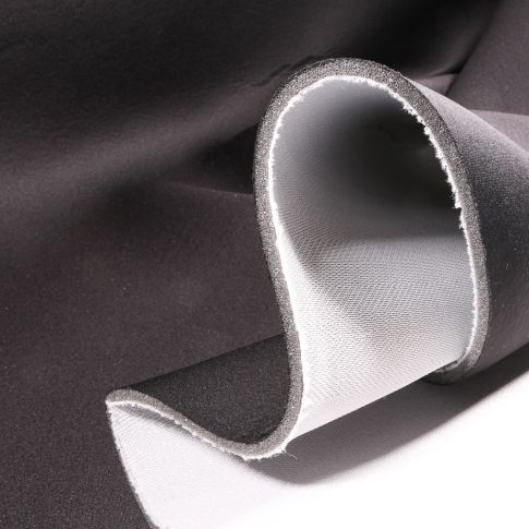 Tissu Mousse résille double 6 mm Noir