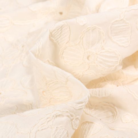 Tissu Coton brodé  Lolli sur fond Ecru