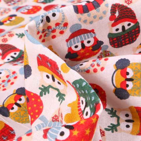 Tissu Coton imprimé Arty Hiboux des neiges rouge et jaune sur fond Blanc