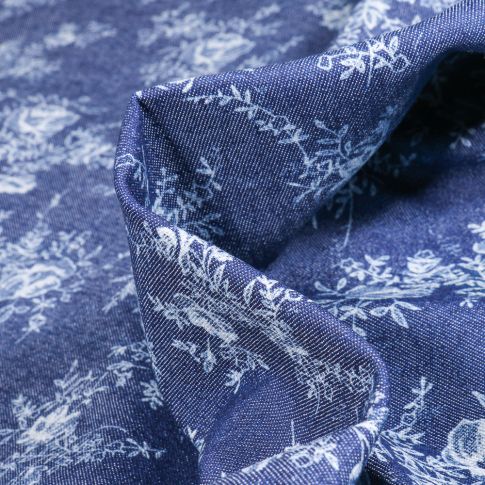 Tissu Jean Denim extensible Roses grimpantes sur fond Bleu foncé