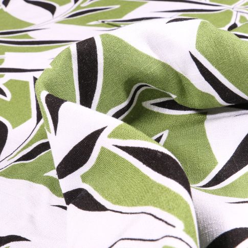 Tissu Viscose extensible Feuilles de bambou sur fond Vert