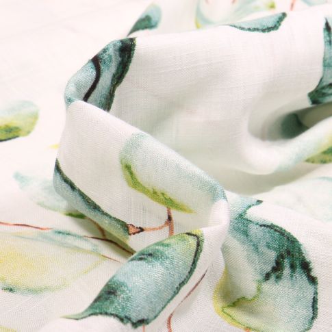 Tissu Voile de coton et viscose Eucalyptus sur fond Blanc cassé