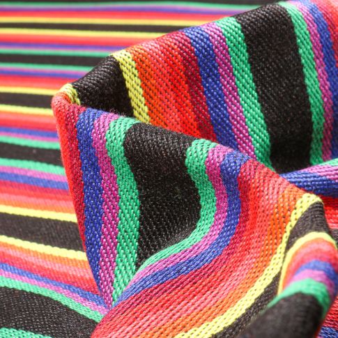 Tissu Jacquard Mexicain sur fond Noir
