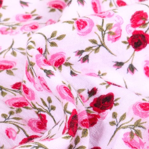 Tissu Double gaze imprimé Boutons de rose sur fond Blanc
