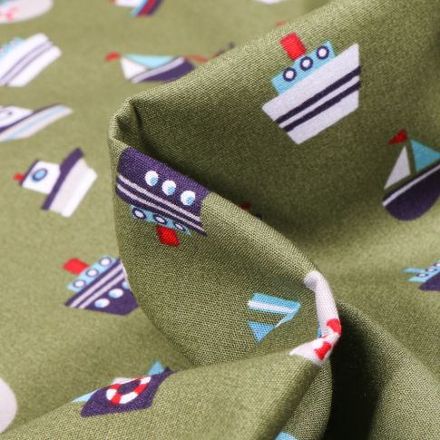 Tissu Coton imprimé LittleBird Bateaux sur fond Vert kaki
