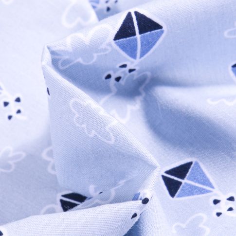 Tissu Coton imprimé Cerf volant et nuage sur fond Bleu ciel