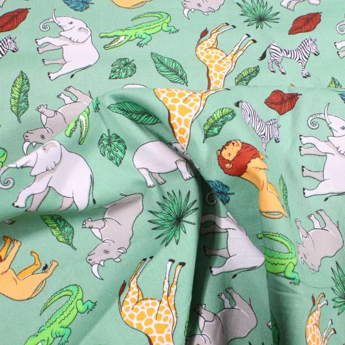 Tissu Coton imprimé LittleBird Animaux de la jungle sur fond Vert
