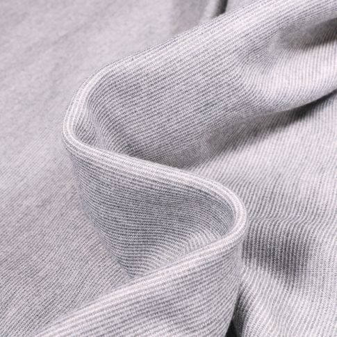 Tissu Jersey Polyviscose Rayures fines sur fond Gris clair