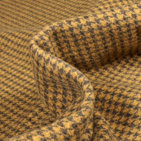 Tissu Jacquard  Kathleen sur fond Ocre