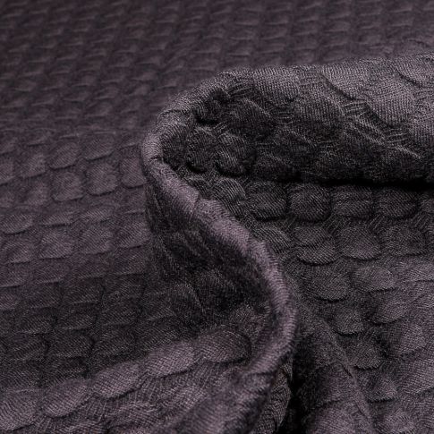 Tissu Sweat matelassé Eleonora Alvéolé sur fond Noir