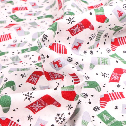 Tissu Coton imprimé Chaussettes du réveillon sur fond Blanc