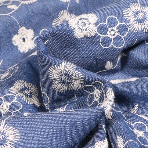 Tissu Chambray brodé Florista sur fond Bleu