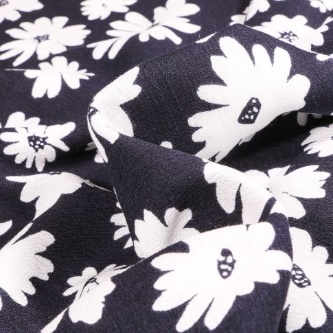 Tissu Viscose Stella flowers sur fond Bleu marine
