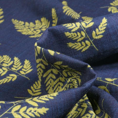 Tissu Voile de coton et viscose Fougère anis sur fond Bleu nuit