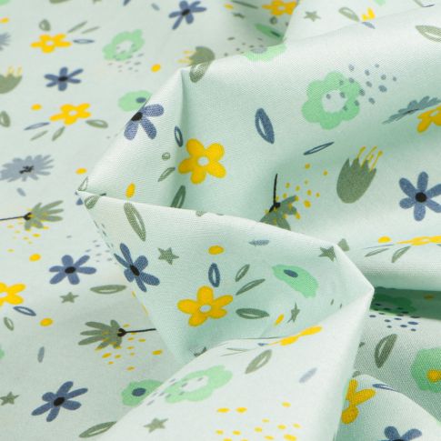 Tissu Coton imprimé LittleBird Baby flower sur fond Vert menthe clair