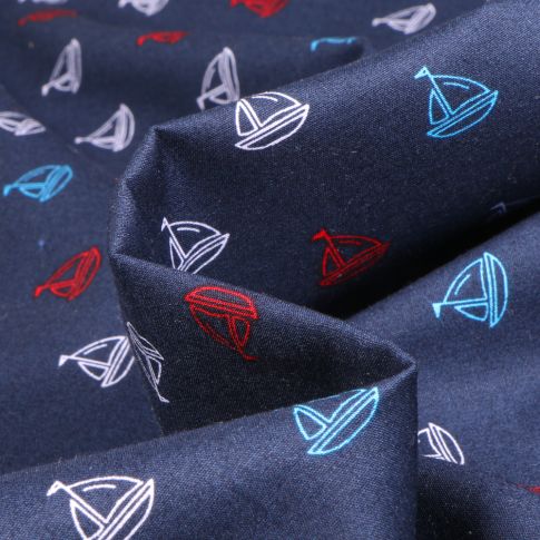 Tissu Coton imprimé Petites voiles sur fond Bleu marine