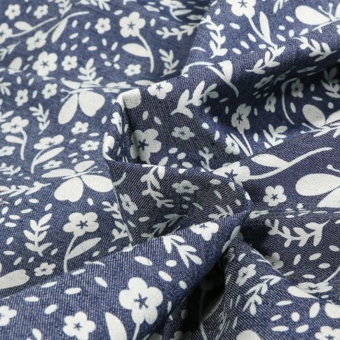 Tissu Chambray Papillons et fleurs  sur fond Bleu foncé