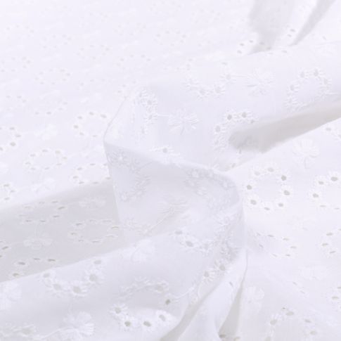 Tissu Broderie anglaise Cercle fleuris Blanc
