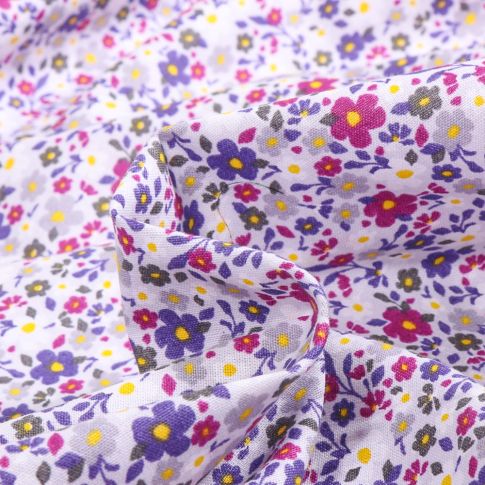 Tissu Coton imprimé Sweet Flower Charlyze violine sur fond Blanc