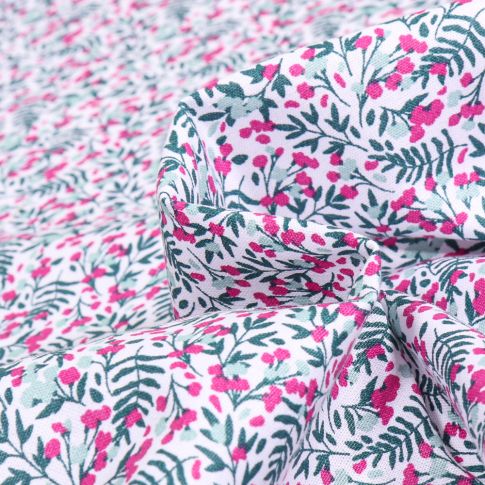 Tissu Coton imprimé Sweet Flower Maureen rose vert sur fond Blanc