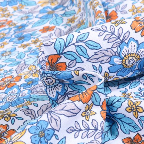 Tissu Coton imprimé Sweet Flower Noemy bleu sur fond Blanc