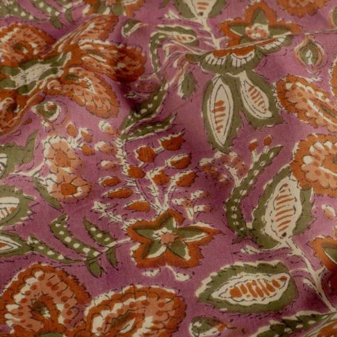 Tissu Voile de Coton Samira fleurs Ocres sur fond Bois de rose