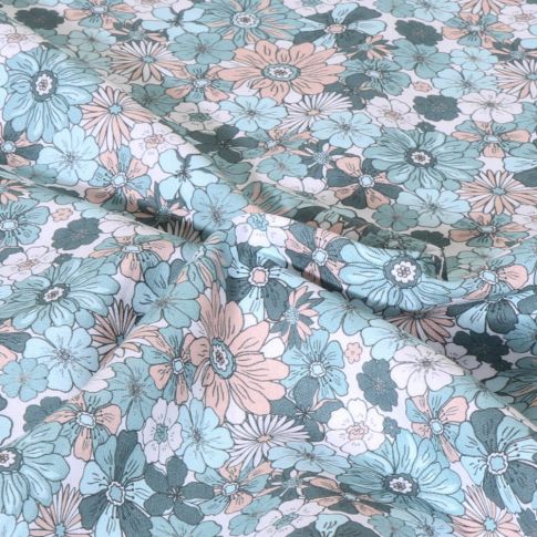 Tissu Popeline de Coton Fleurs bleues Lia sur fond Blanc