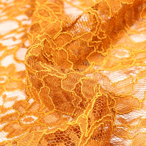 Tissu Dentelle  Eva sur fond Jaune curcuma
