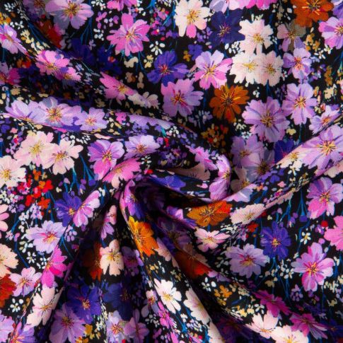 Tissu Viscose imprimé Arty Fleuris Zata parme sur fond Noir