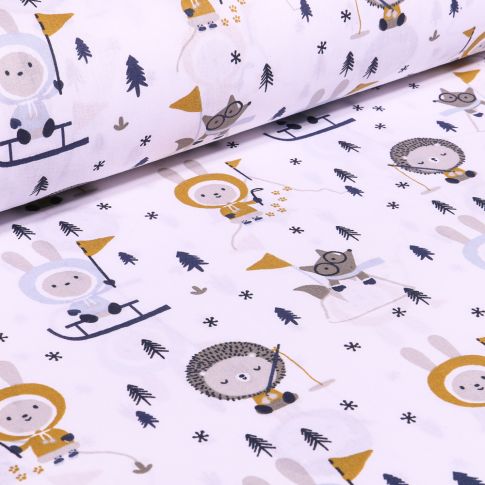 Tissu Coton imprimé Arty Hérissons et lapins pôle nord sur fond Blanc