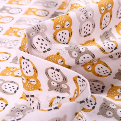 Tissu Coton imprimé Arty Choby sur fond Blanc