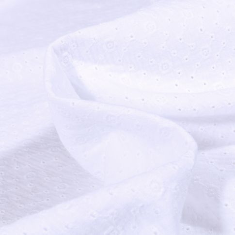 Tissu Double gaze brodée  Agnès sur fond Blanc