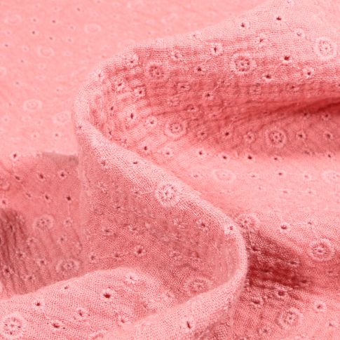 Tissu Double gaze brodée  Agnès sur fond Rose