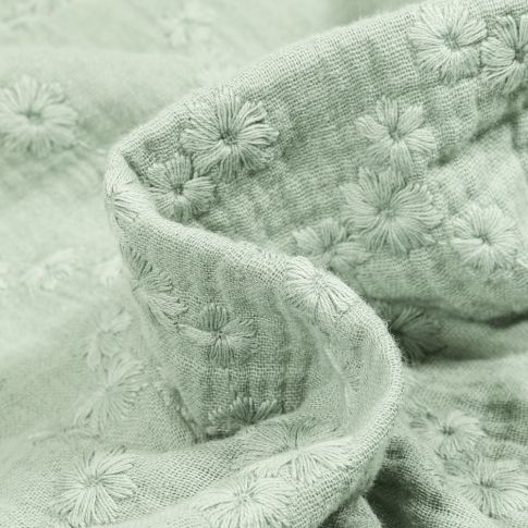 Tissu Double gaze Brodée Esmée sur fond Vert d'eau
