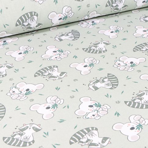Tissu Coton imprimé Arty Koaz sur fond Vert amande
