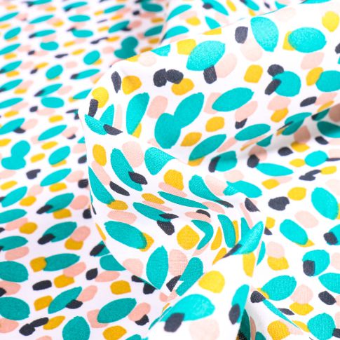 Tissu Viscose Arty Konogo sur fond Blanc
