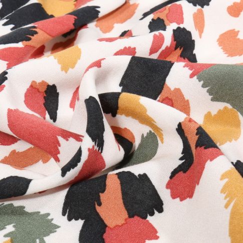 Tissu Viscose Arty Lynx sur fond Blanc cassé