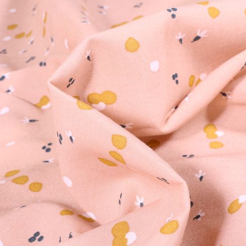 Tissu Viscose Nozbi sur fond Rose nude