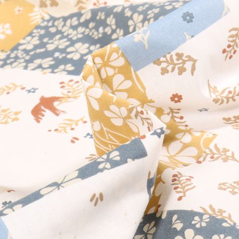 Tissu Coton imprimé Arty Odisha sur fond Blanc cassé