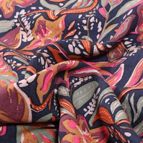 Tissu Viscose Arty Suniva sur fond Bleu marine