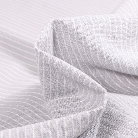 Tissu Coton lavé Rym sur fond Gris perle