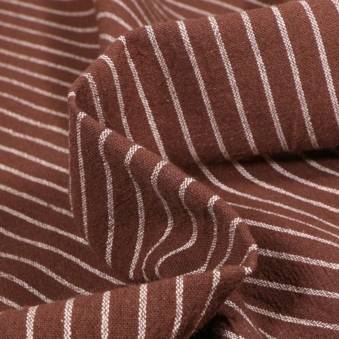 Tissu Coton lavé Rina sur fond Marron chocolat