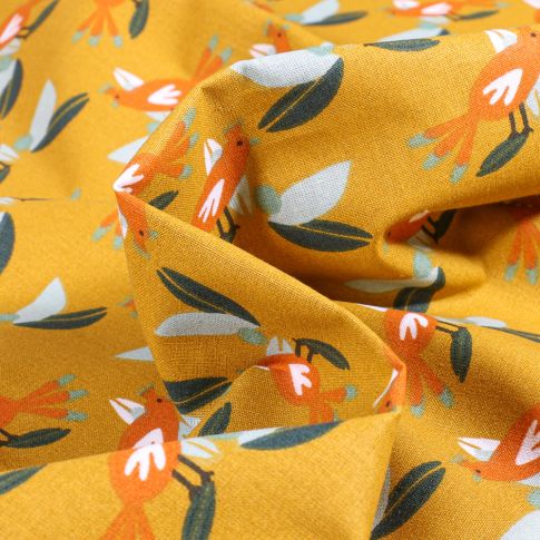 Tissu Coton imprimé Arty Whipy sur fond Ocre