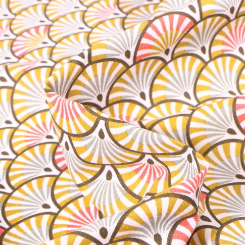 Tissu Coton imprimé Arty Yona moutarde sur fond Blanc