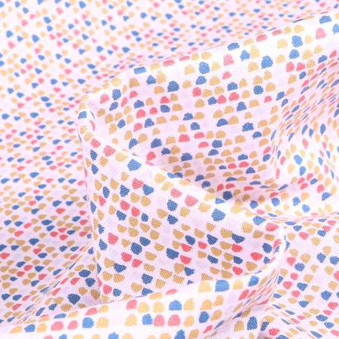 Tissu Coton imprimé QT Fabrics Liloo sur fond Blanc